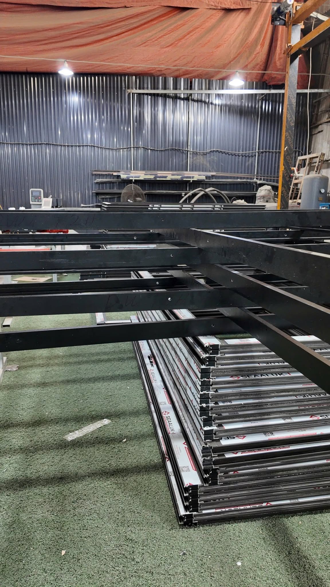 Hình ảnh Công ty TNHH phát triển Mega Glass 1