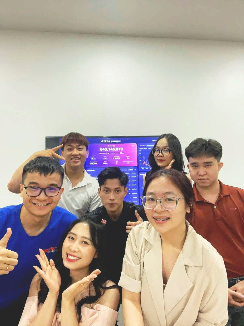 Hình ảnh CÔNG TY TNHH HILIVE 5