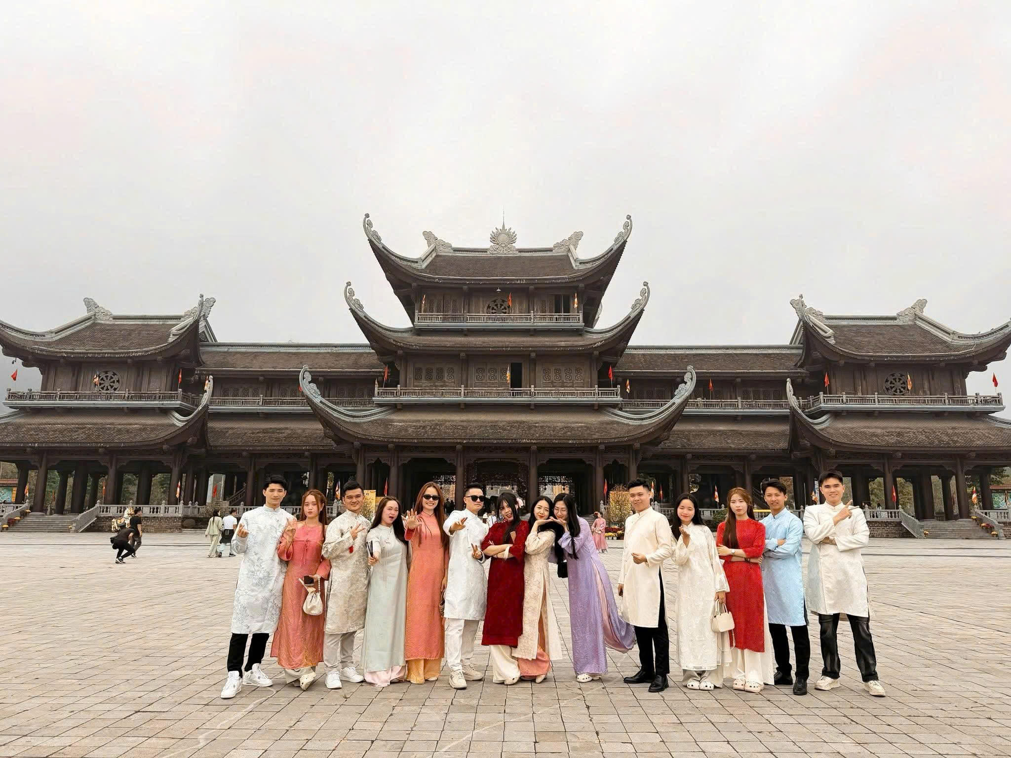 Hình ảnh CÔNG TY TNHH ĐẦU TƯ VÀ PHÁT TRIỂN GOLDEN LAND CAPITAL 3