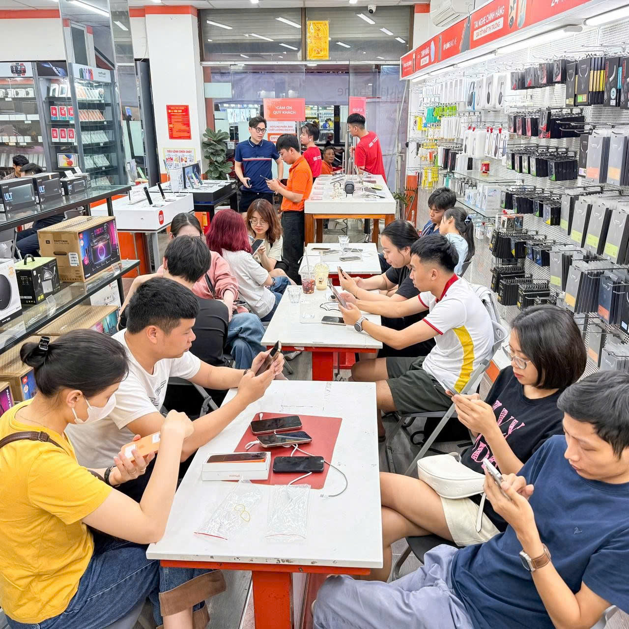 Hình ảnh (ONEWAY MOBILE) Công Ty Cổ phần Thương Mại Và Dịch Vụ ONEWAY Việt Nam 5
