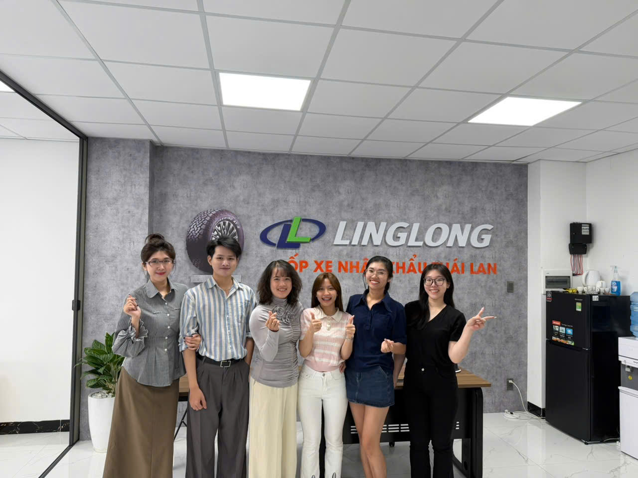 Hình ảnh CÔNG TY TNHH THIẾT BỊ VẬN TẢI ÂU VIỆT MỸ 2