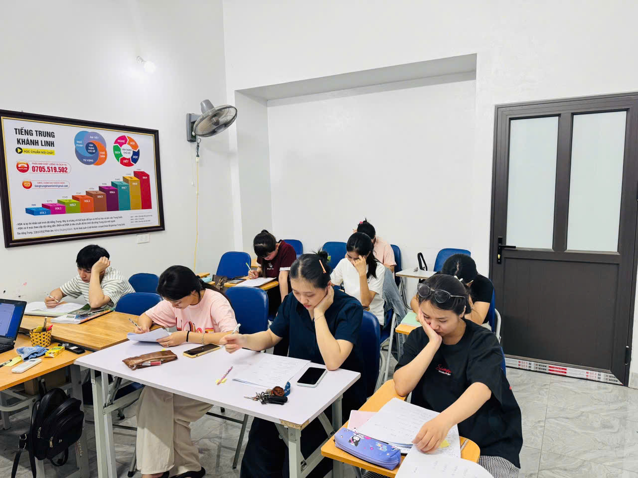Hình ảnh CÔNG TY TNHH GIÁO DỤC ĐÀO TẠO - PHÁT TRIỂN & HỢP TÁC QUỐC TẾ KHÁNH LINH 4
