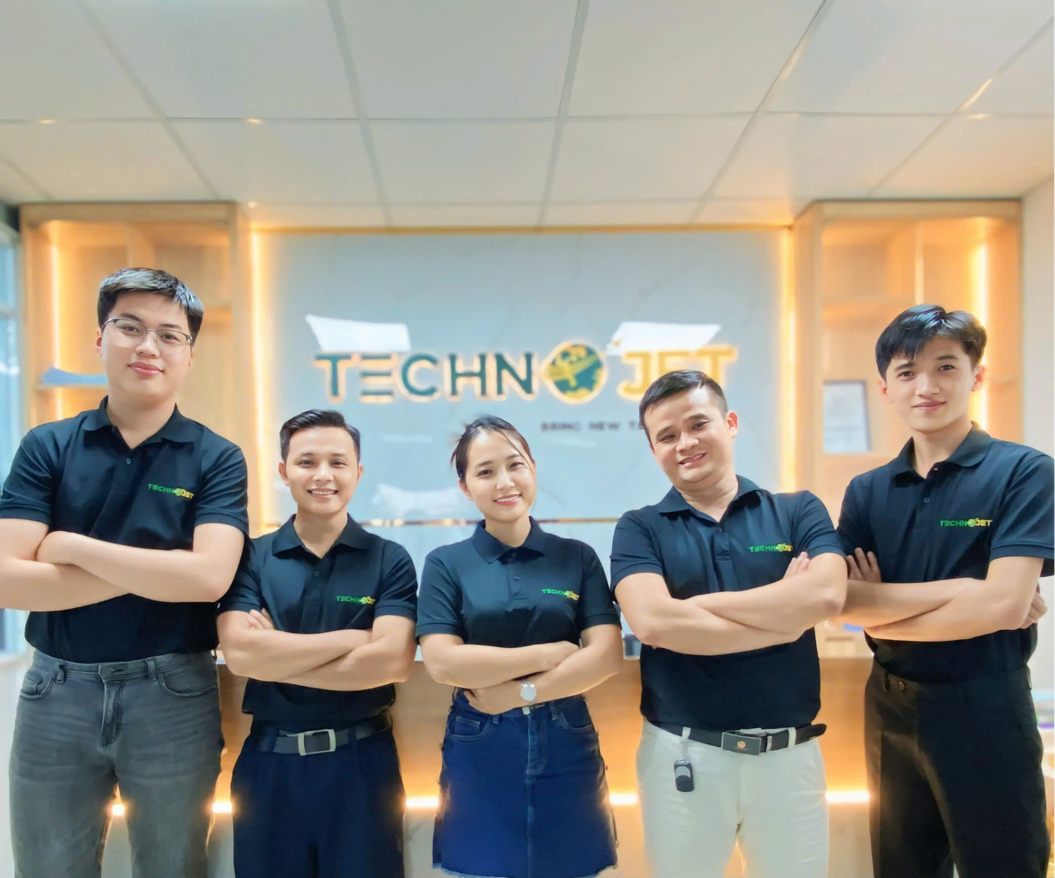 Hình ảnh CÔNG TY TNHH THƯƠNG MẠI DỊCH VỤ TECHNOJET 3