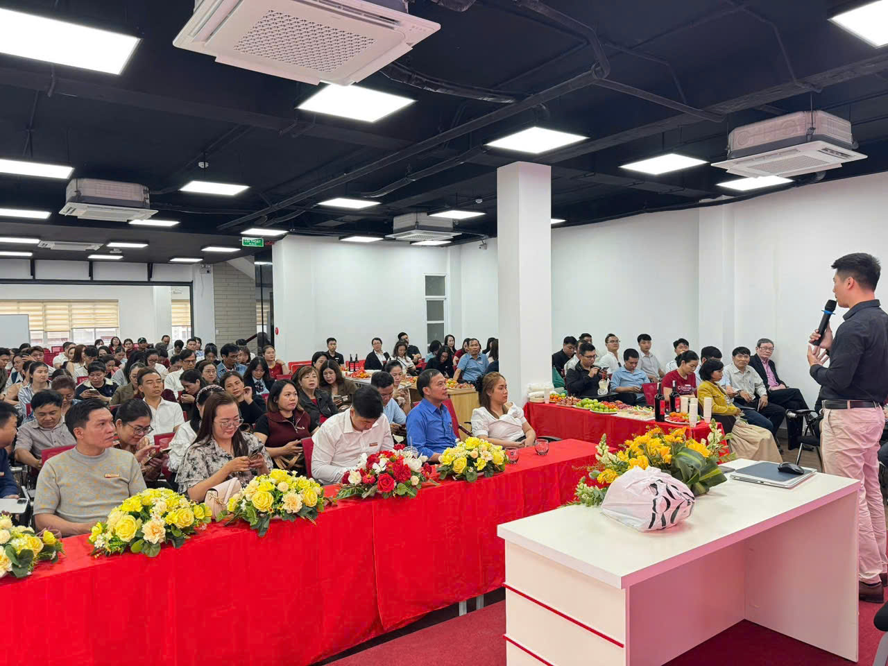Hình ảnh CÔNG TY CỔ PHẦN TẬP ĐOÀN THIÊN KHÔI 4