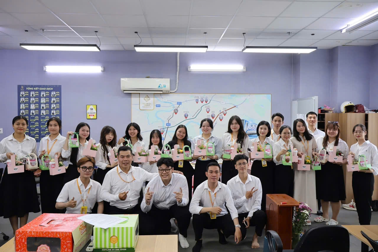 Hình ảnh CÔNG TY TNHH THƯƠNG MẠI DỊCH VỤ ĐỨC HƯNG GROUP 2