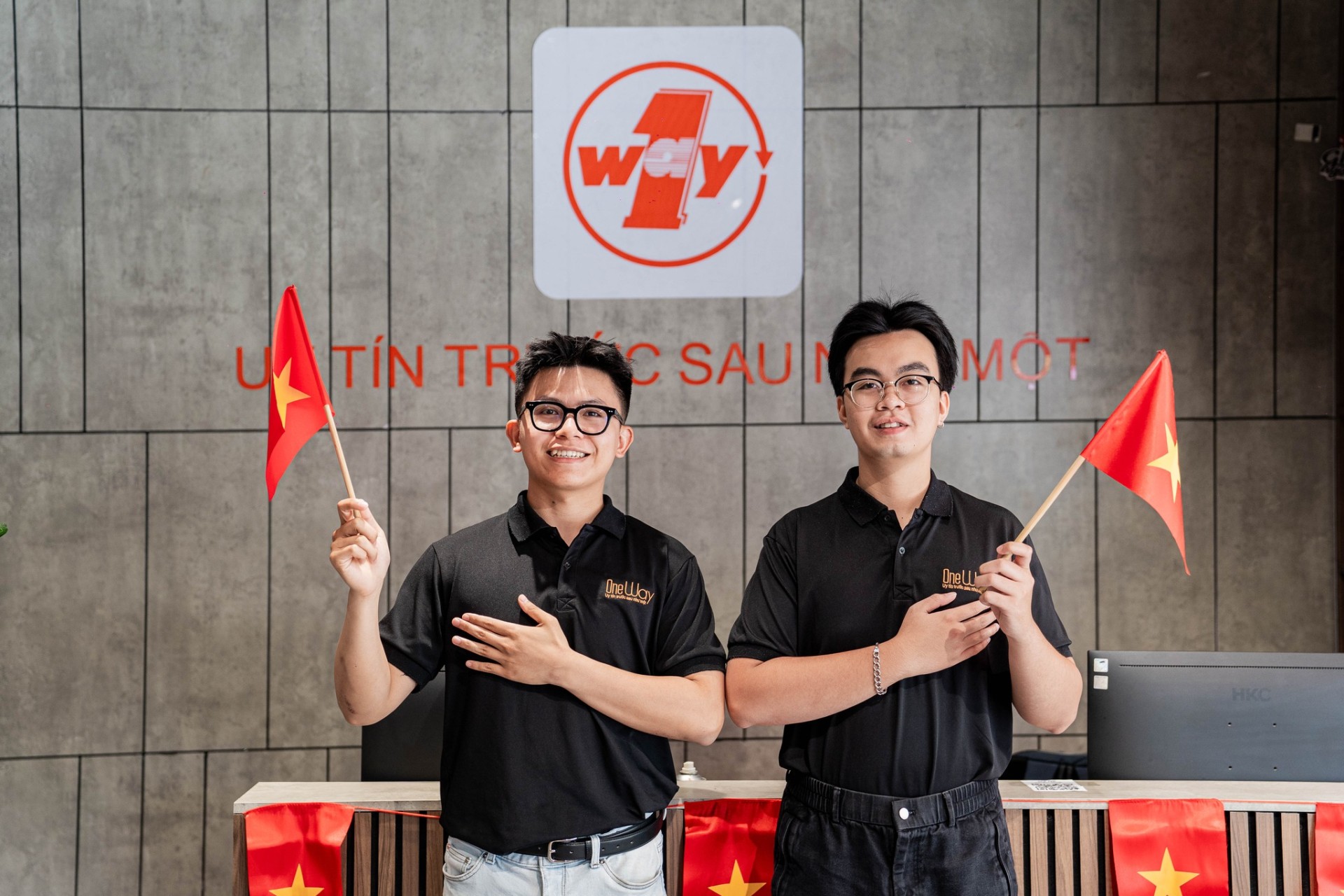 Hình ảnh (ONEWAY MOBILE) Công Ty Cổ phần Thương Mại Và Dịch Vụ ONEWAY Việt Nam 3
