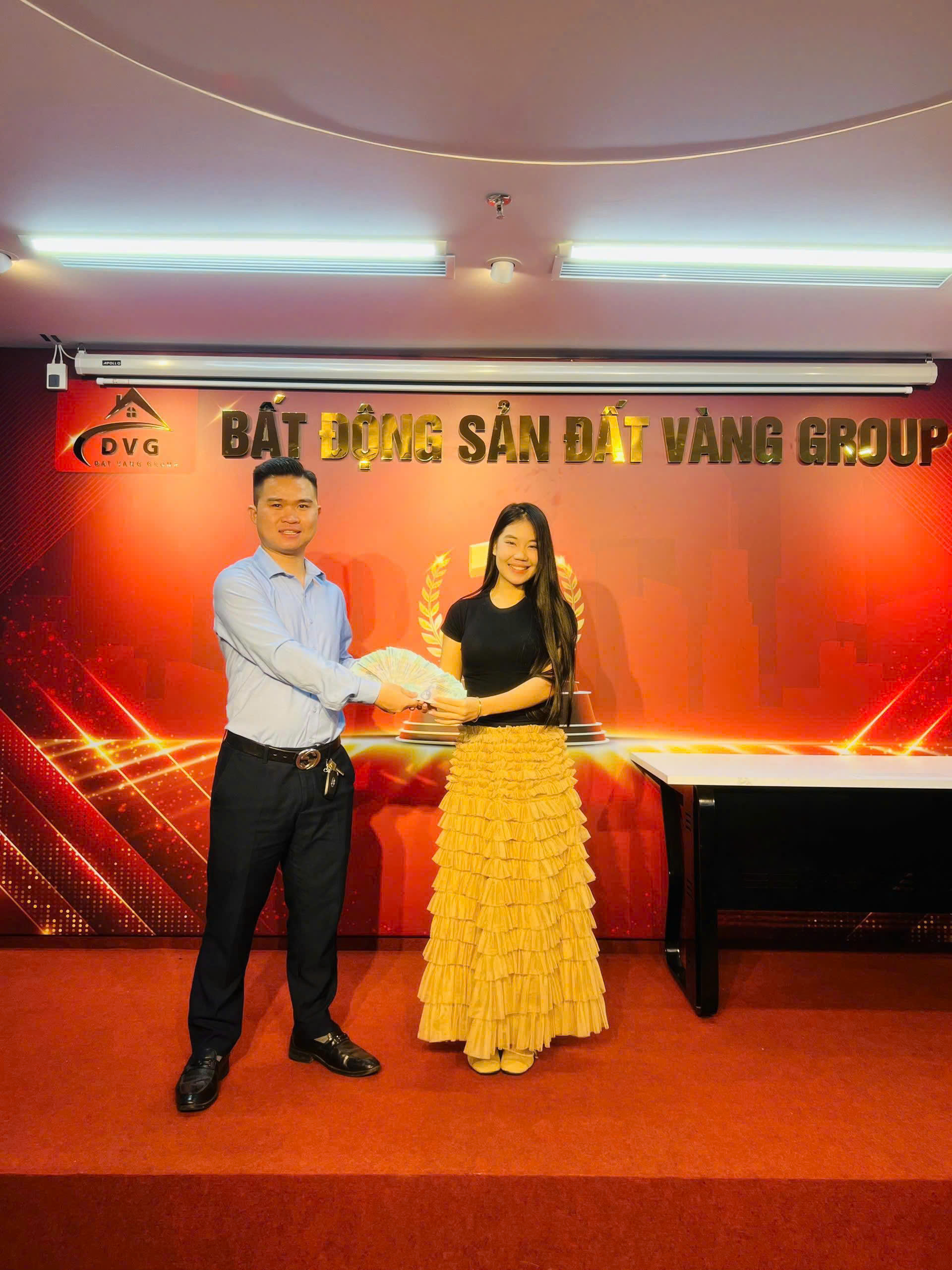 Hình ảnh CÔNG TY CỔ PHẦN BẤT ĐỘNG SẢN ĐẤT VÀNG INVEST GROUP 3