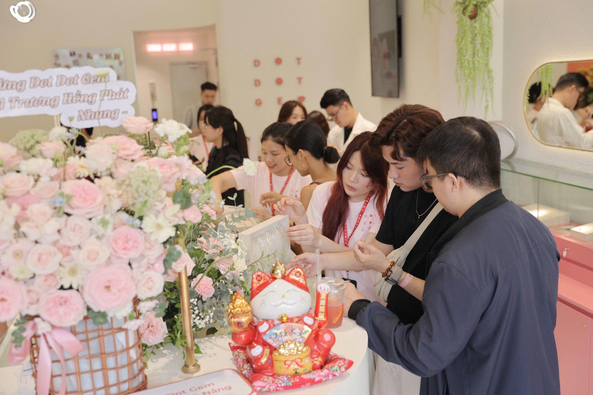 Hình ảnh Công ty TNHH Dot Dot Gem 5