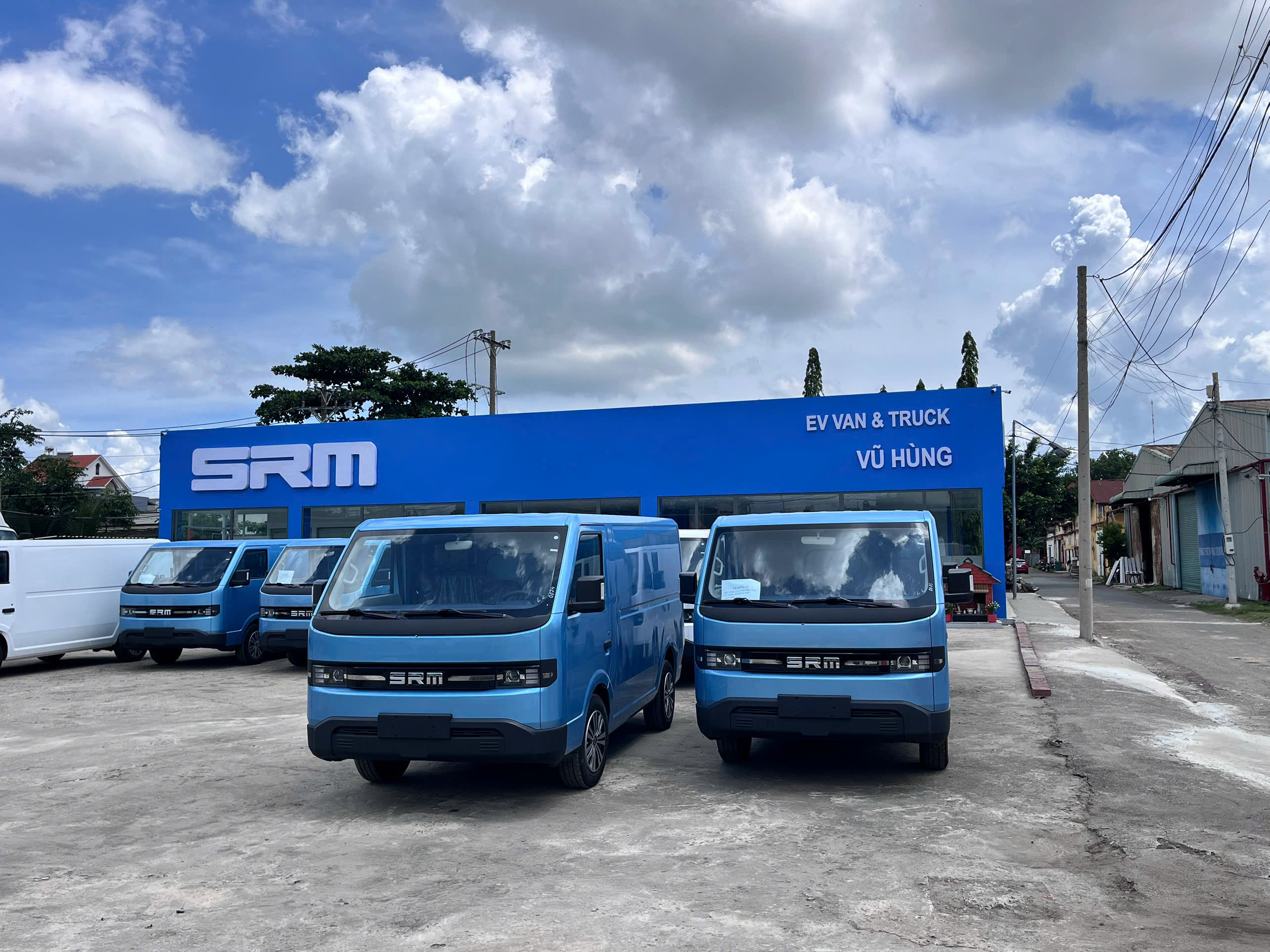 Hình ảnh CÔNG TY TNHH MỘT THÀNH VIÊN THƯƠNG MẠI Ô TÔ VŨ HÙNG 5