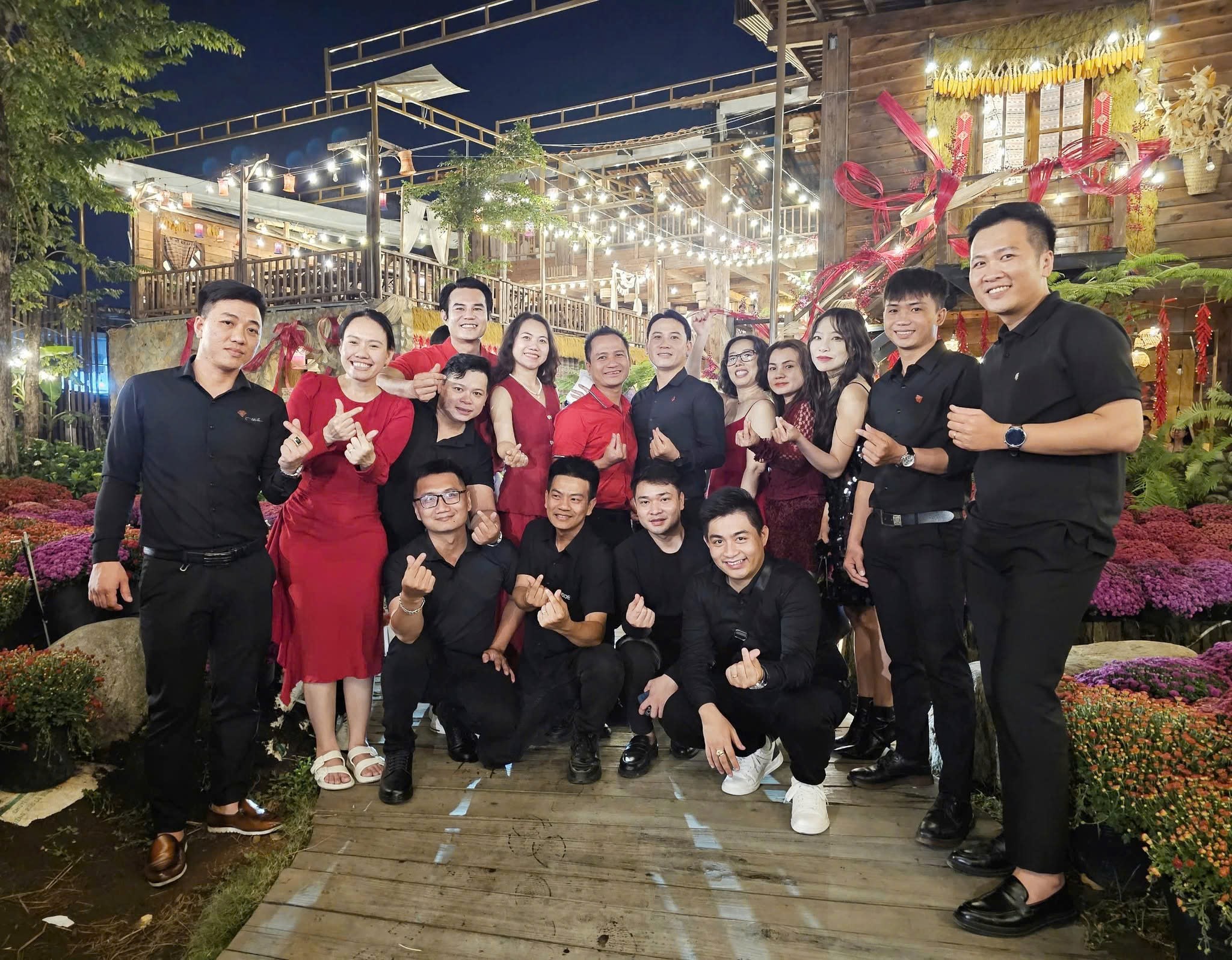 Hình ảnh CÔNG TY CỔ PHẦN THIẾT KẾ VÀ XÂY DỰNG NỘI THẤT NỀN TẢNG VIỆT 3