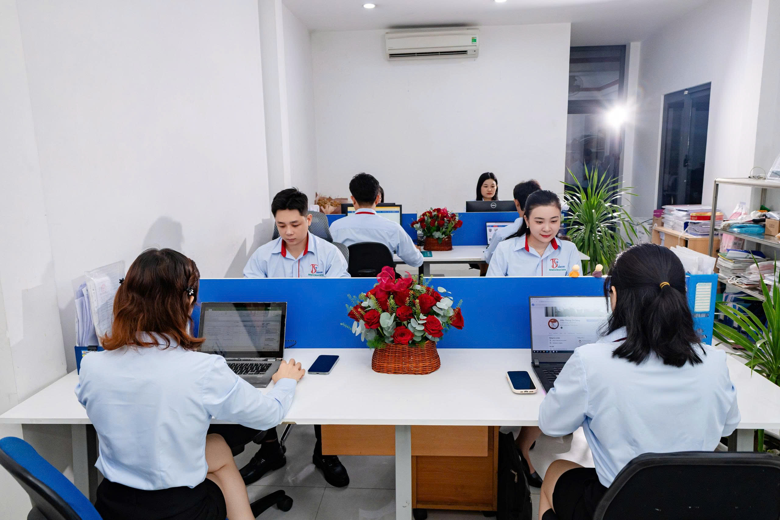 Hình ảnh CÔNG TY TNHH TÍCH HỢP MẠNG VIỄN THÔNG TIA SÁNG 2