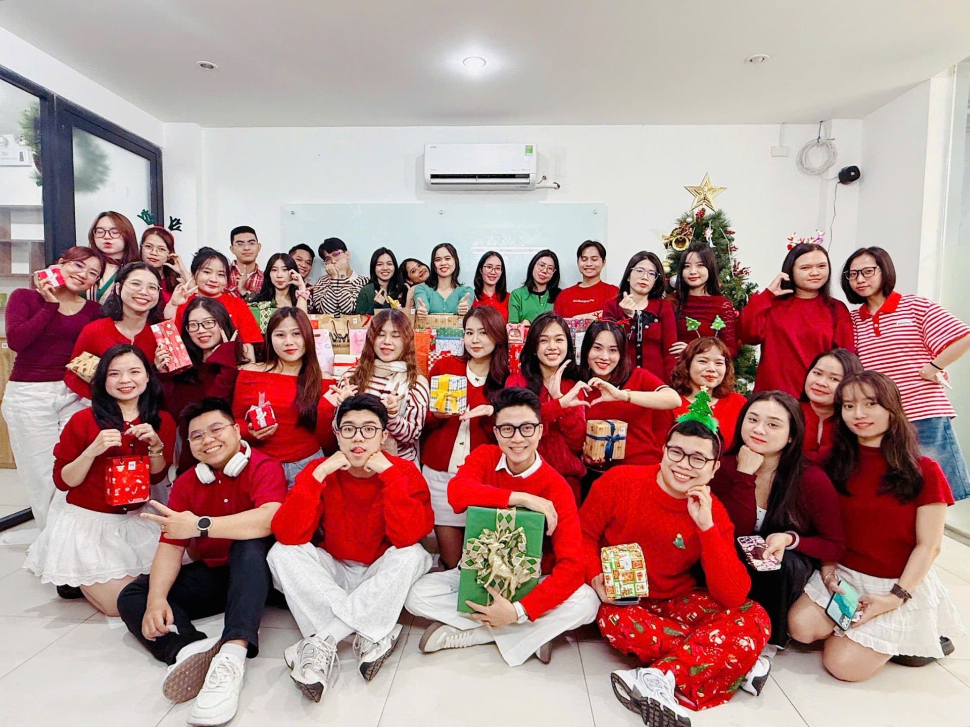 Hình ảnh CÔNG TY CỔ PHẦN CÔNG NGHỆ MARATHON EDUCATION 4