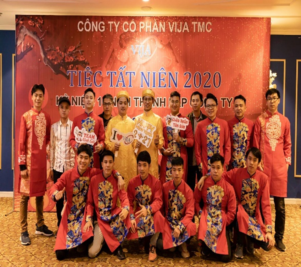 Lễ Vinh danh, tiệc Tất niên của công ty