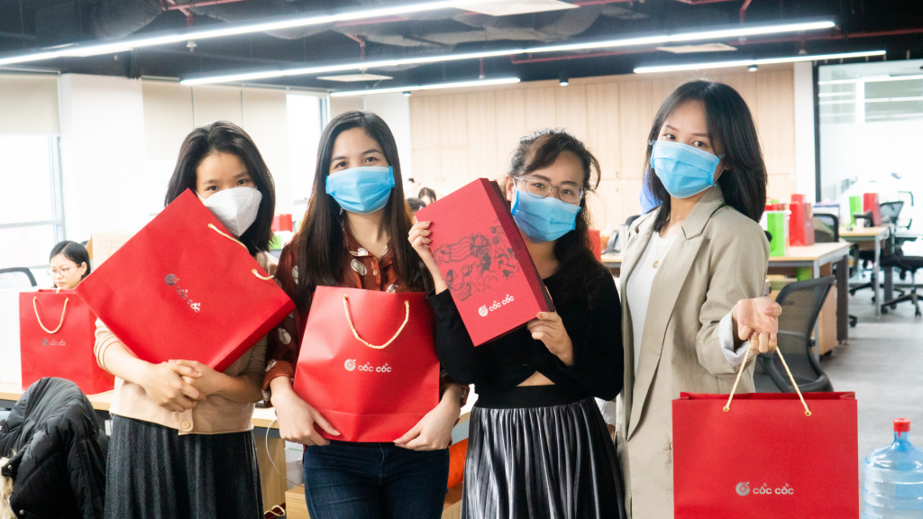 Cốc Cốc-ers và Quà tặng năm mới