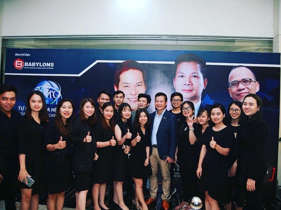 công ty cổ phần Babylons