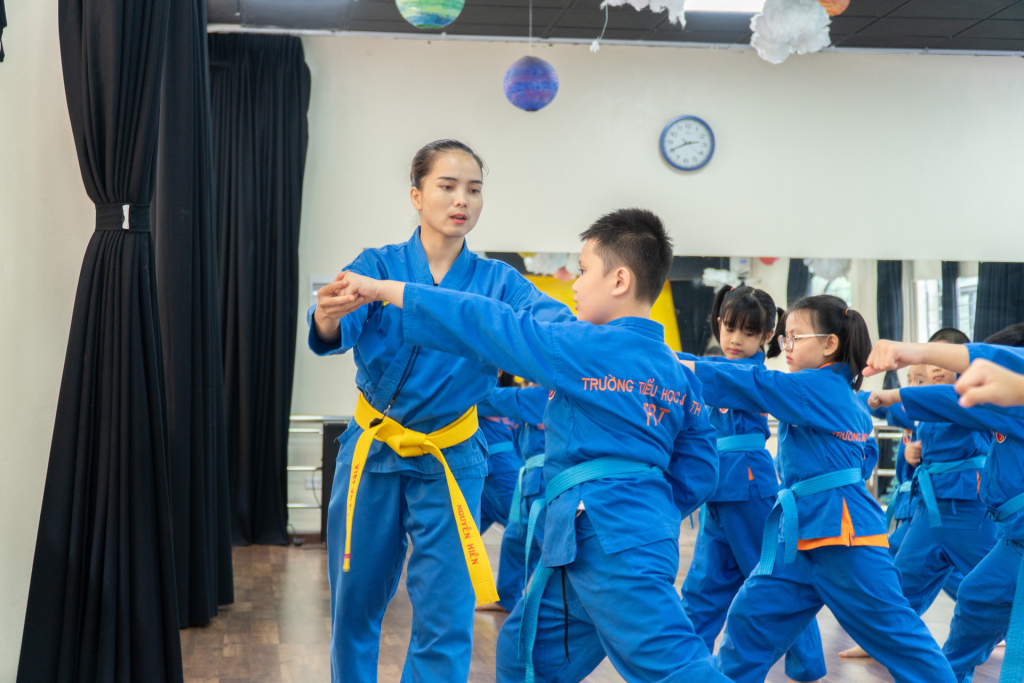 TỔ CHỨC GIÁO DỤC FPT