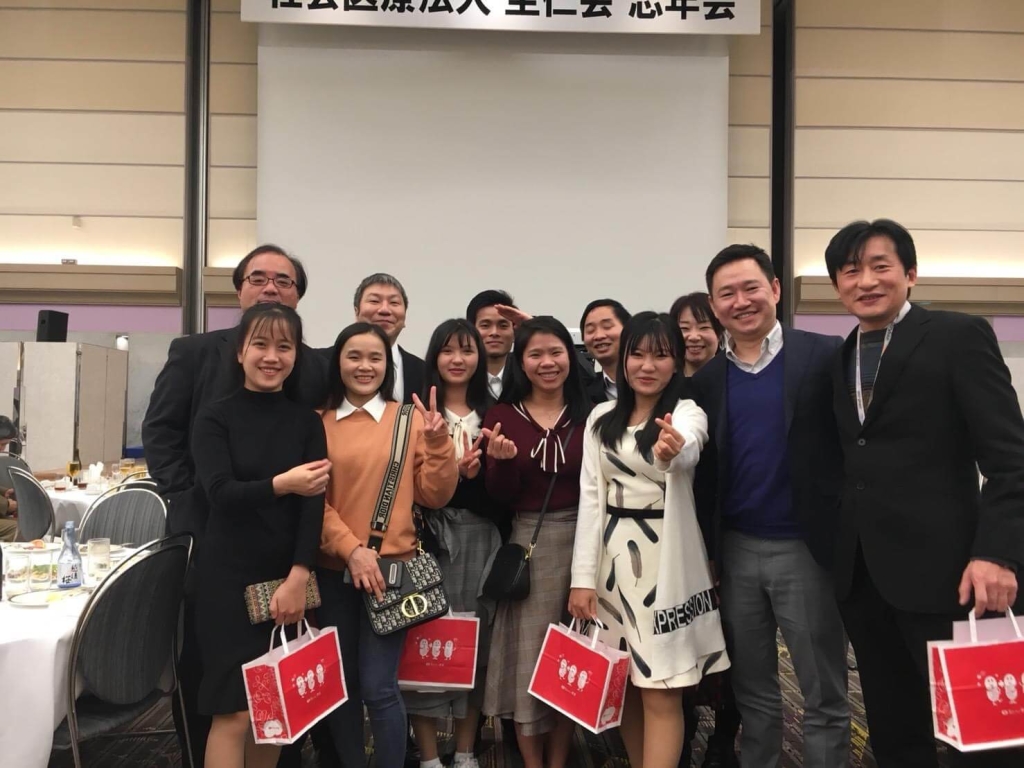 V&J HUMAN RESOURCE SCHOOL