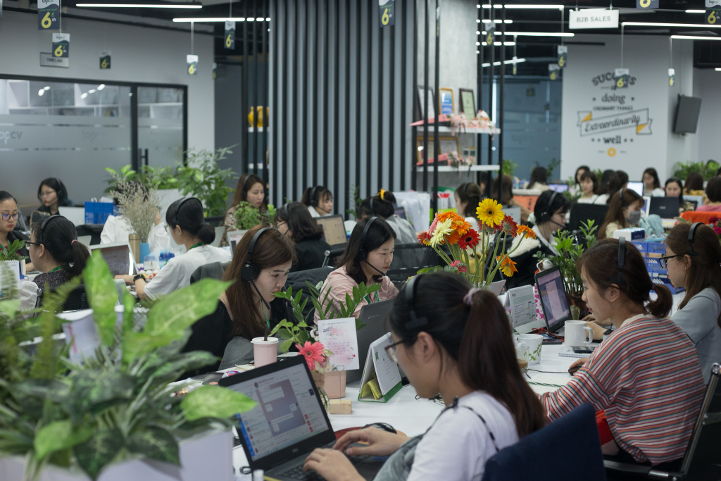 Văn phòng làm việc tại TopCV