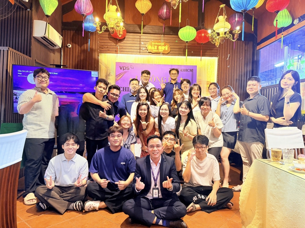 Liên hoan tổ chức tiệc team