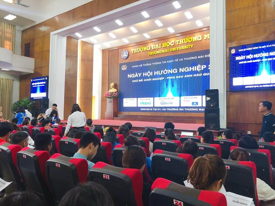 "Giá trị Sapo hướng tới là mang đến cho các bạn Sinh viên những cái nhìn tổng thể về Thương mại điện tử, về nghề nghiệp, định hướng trong tương lai, thu hút nhân tài. Sapo mang lại môi trường phát triển toàn diện cho các bạn sinh viên"