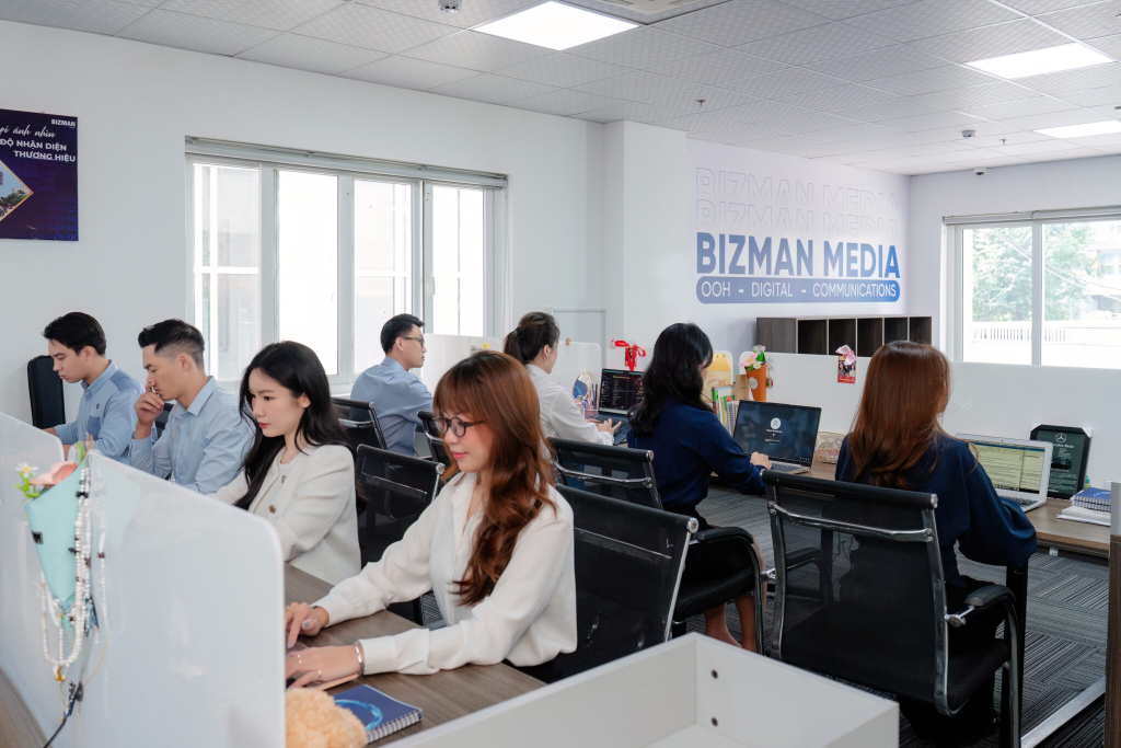 Môi trường làm việc chuyên nghiệp tại Bizman Media