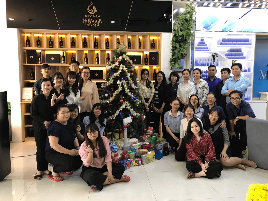 CÔNG TY TNHH VẠN XUÂN FMCG INVESTMENT