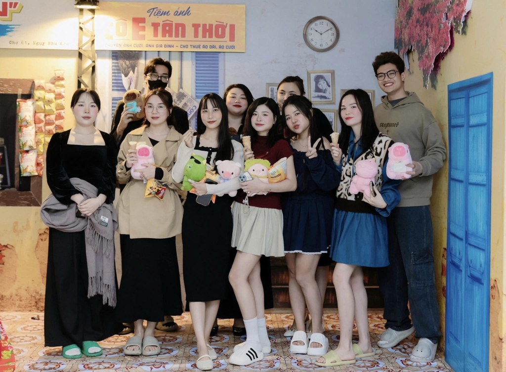 CÔNG TY TNHH GIÁO DỤC UNICLASS