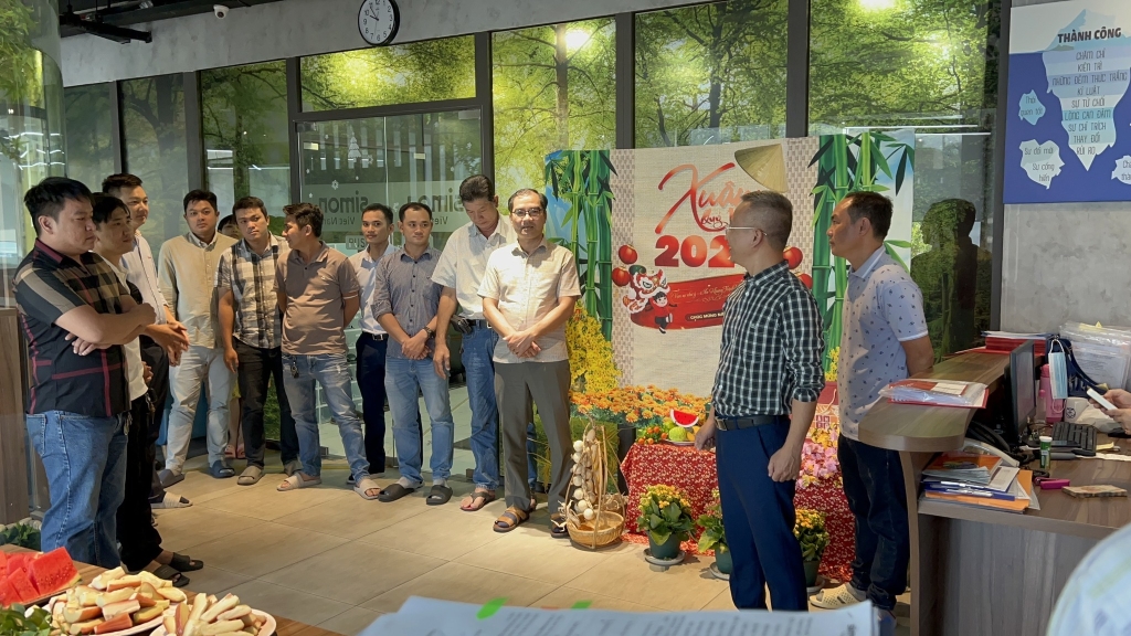 Tổ chức sinh nhật, truyền thông đầu tháng